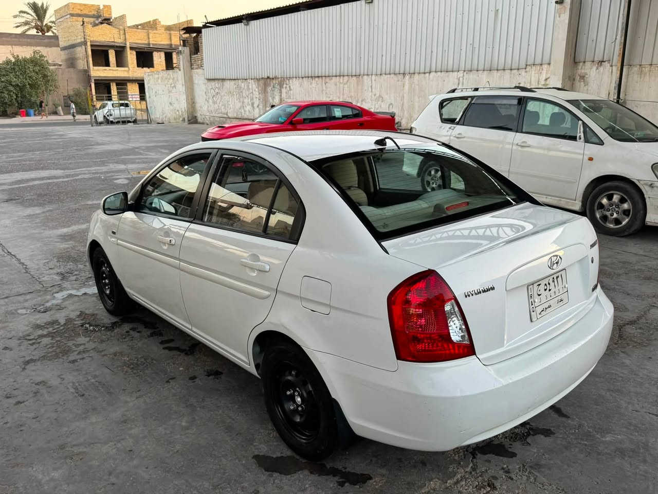 السلام عليكم اكسنت 2011 خليجي جاملغ امامي مبدل والباب الوره العبري نصه مصبوغ السياره جاهزه من كلشي سعره ٩٥ مكاني الشعب ***********
