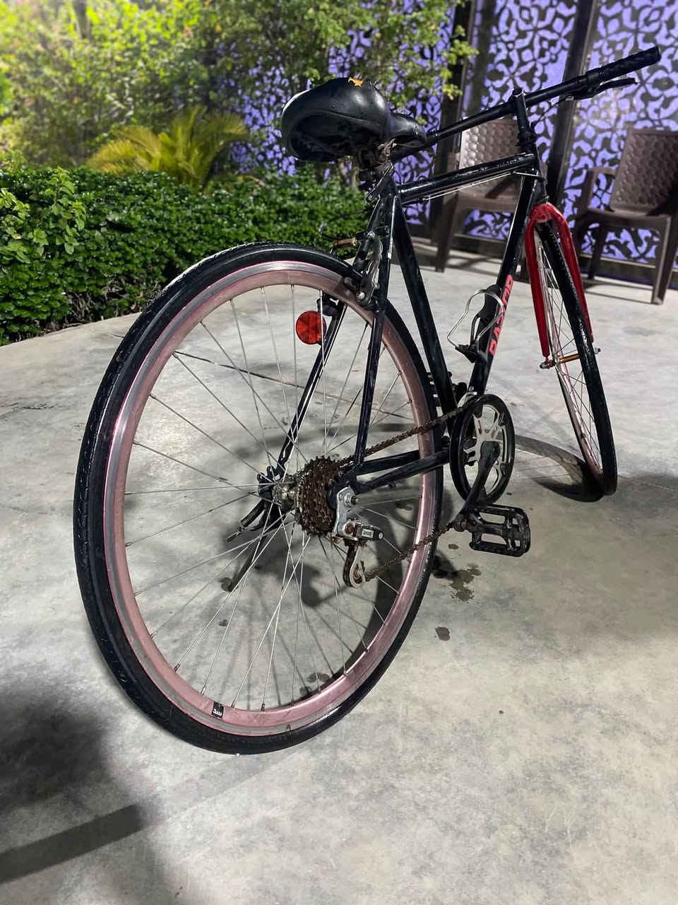 سلام عليكم بايسكل c700للبيع. نقص أبريك امامي فقد السعر 100وبي مجال الاستفسار اتصال على الرقم ***********المكان البلديات المضمار
