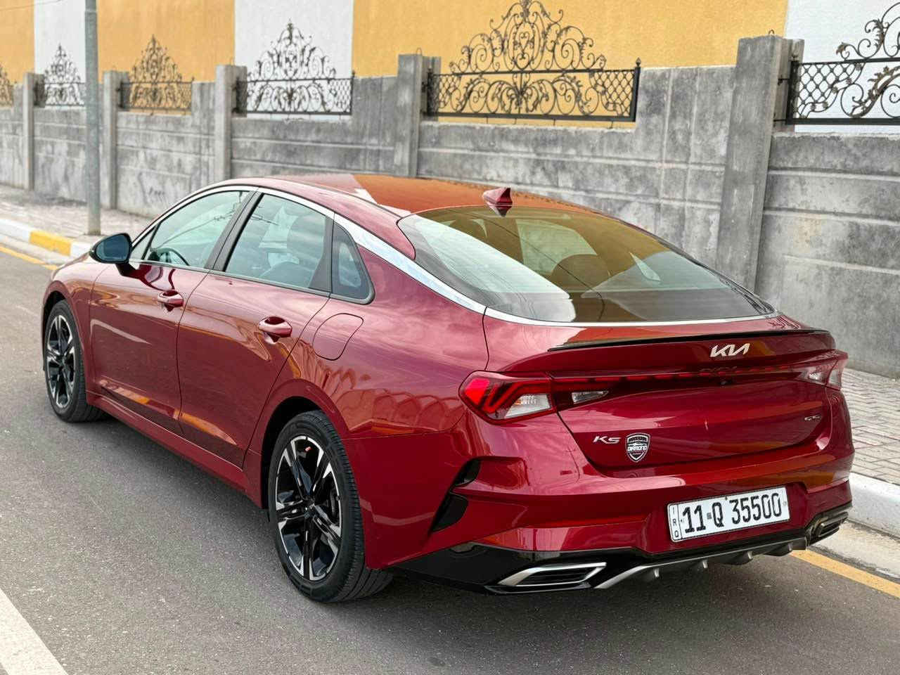 .. للبيع فقط 👍🏻
159 ورقه 🔥🔥 انسسب سعرر GTLINE 

كي فايف GT LINE 2022 
رقم بغداد حره تحويل مباشر  
عداد المسافه : 50 الف mill
حجم المحرك : 4 سلندر 1600 تيربوو
الضرر : جانبي صبغ جاملغ خلفي والباب
بدون تبديل ايرباك سليم بجم كبس شركة

المواصفات GTLINE 
بصمة تشغيل وابواب تشغيل عن بعد 
مقاعد جلد تحكم كهرباء - شاحن لاسلكي
تدفئه المقاعد - تدفئه ستيرن
رادار مانع تصادم امامي جانبي خلفي 
لايت عدسات زينون - بكلايت LED
السياره جاهزه بدون اي نقص 

للاستفسار الاتصال ***********
مهندس حسين 📍 كربلاء - حي الحسين
شركة_المتحدة_لمزادات_السيارات_الامريكيه كربلاء, العراق
