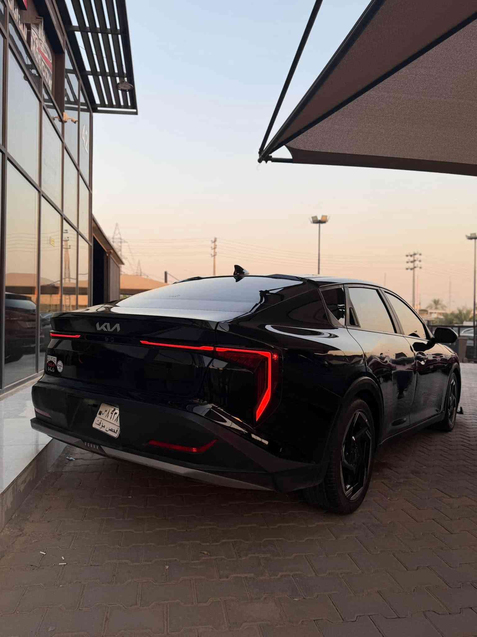 للبيع 
كيا كي فور ex 2025
دخول جديد تترقم جميع المحافظات 
المواصفات 
بصمة 
تشغيل عن بعد 
رادار امامي 
رادار جانبي 
كامرة دوارة 
شاشة متصل 
اوتو هولد 
سايد بريك بصمة 
(حادث السيارة شخط فقط صبغ بيبان ٢ طرف الجاملغ الخلفي ) 
السعر : 144$
مكان السيارة كربلاء 
***********
