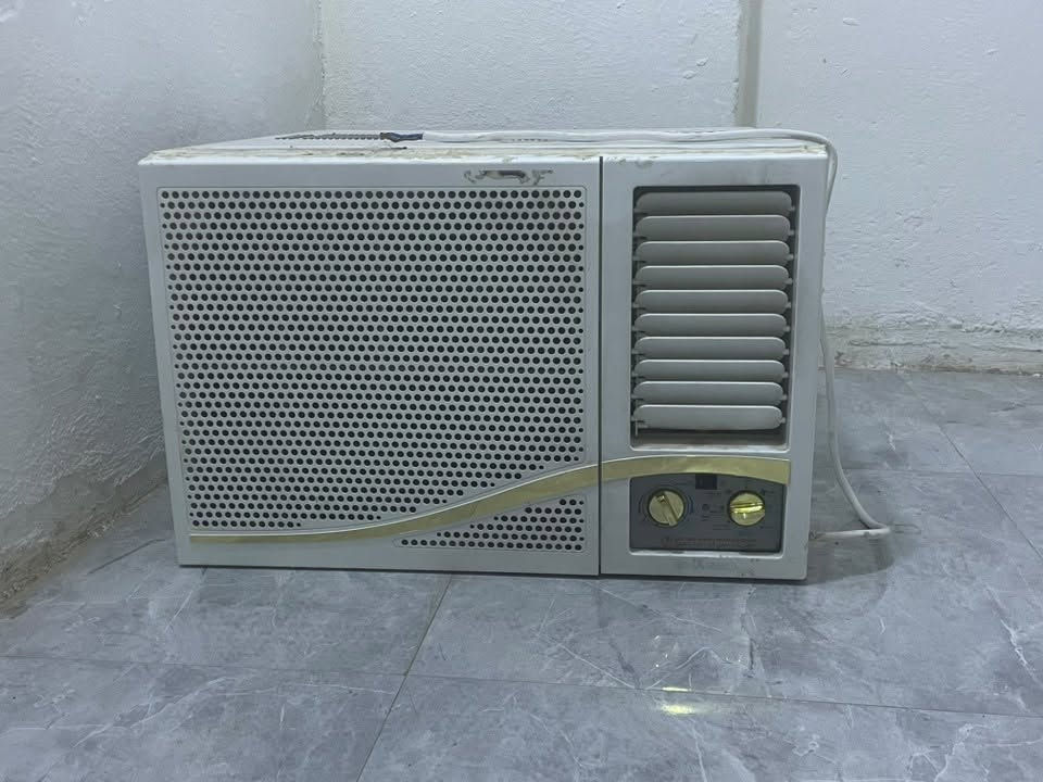 مكيف شاربو 2 طن سعر 250 مشتغل اقل من موسم
‭***********‬
