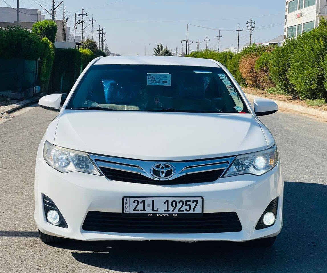 تويوتا كامري موديل 2013
***********__***********
سيارة واحد قطعة  صبغ 
بدون  دواخل بدون ايرباك
السعر :  134 $ بيها مجال
رقم و هزه و به راد كل جديد
 تبريد قتعطين 
داخل غورفة بيجي
مواصفات
ده شبول فورمكيا شاشة كبير و فوليوم و بلاجكتور ولايتات فول ليد و زينون وتحديد سرعةو بلاجكتورو Eco
مكان سيارة  اربيل
،،،،،،،،،،،،،،،،——،،،،،،،،،،،،،،،،،،
 تويوتا كامري موديل 2013
يه ك پارچه و بستيك بؤياغي هه يه
ناوه وه ي نه گرتووه و ايرباگ بشرط

نرخي  :  134   $ وه ره قه يه
رقم وهه زه و فحس و تازييه 
ناوكوشين و داخيلي زه رده 
مواصفات 
فورميكا وكوشن جلد
وشاشه  وكاميرا ولايت فول ليدو زينون 
فوليوم تحديد سرعة و تبريد مركزي
وEcoو بلاجكتورو
شوين   ناو هەوليرم
***********__***********
