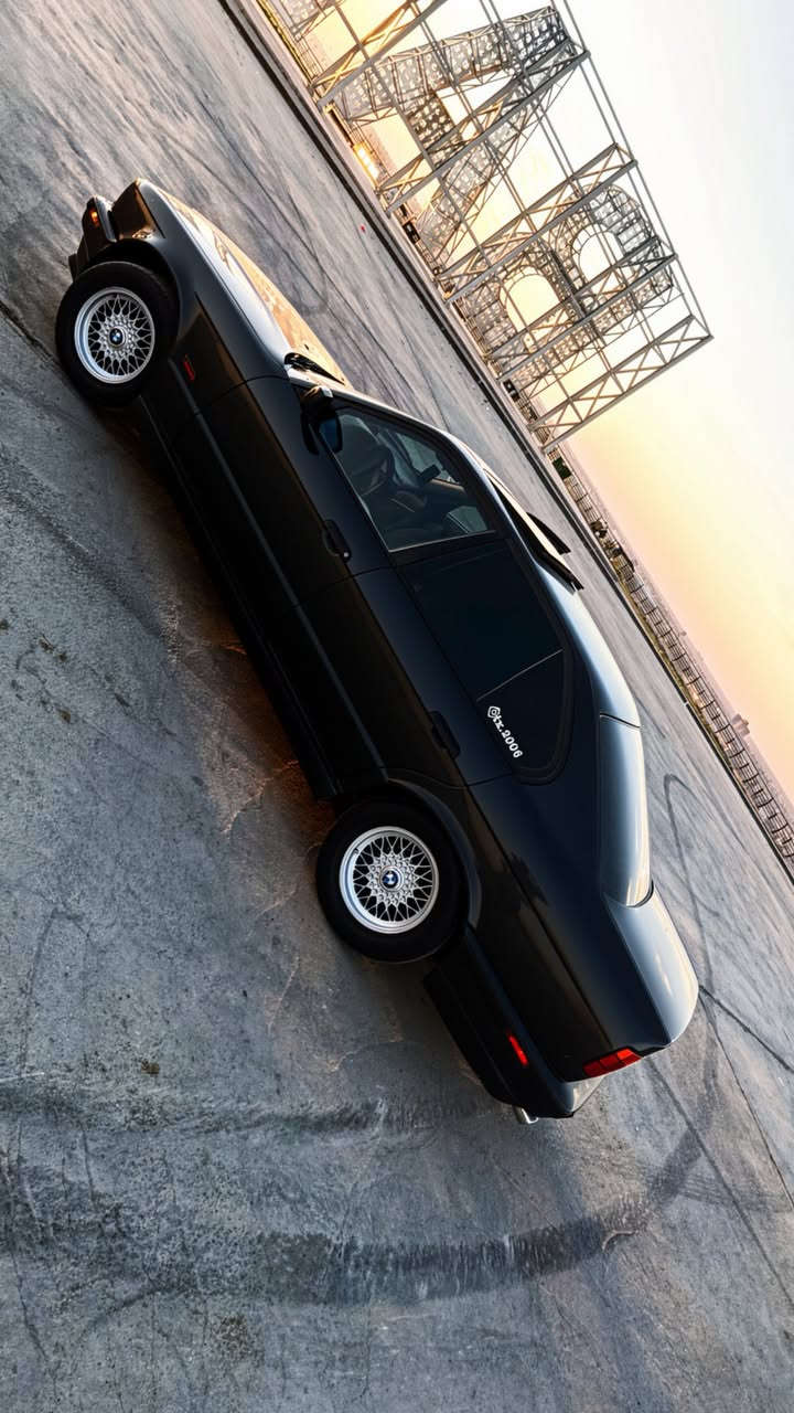 السلام عليكم
للبيع BMW 

525 فانوس

موديل 1992

فتحه بجم عريض داخل اسود جلد كهرباء دبل ايرباك كلشي بيه شغال 

***********

بابل حله
