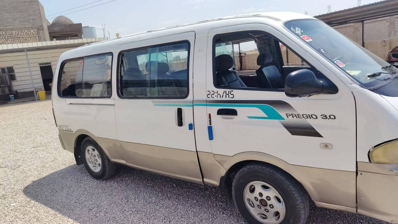 كيا بريجو موديل 2000
السلام عليكم 
بريجو سياحي 
محرك بي تبخير 
كير مكفول 
اكسل مكفول 
شواصي واحد معمر جوه المحرك
معروضه 63وبيه مجال ترهم نقد وترهم نص بنص كلشي وسعره 

‏‪***********‬‏رقم صاحب السياره
