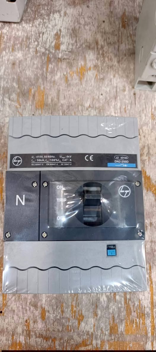كوندكتر رباعي  اصلي325A  LT
كوندكتر رباعي اصلي 160A   LT 

قاطع رباعي    LT اصلي     250A

انسب اسعار موجود كمية اسعار تواصل على هاذا رقم ‏‪***********‬‏  مكاني ديوانية 📞 وافق ادمن جزاك الله خير..
