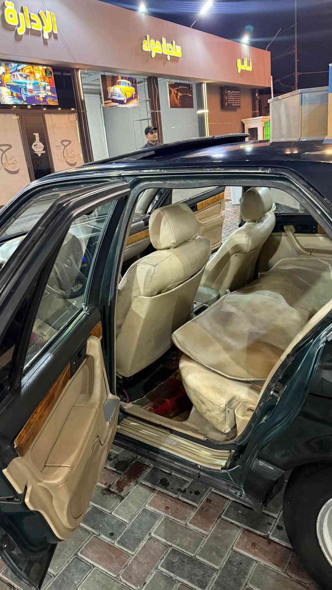 بي ام 740 • محرك V8 • موديل ١٩٩٣