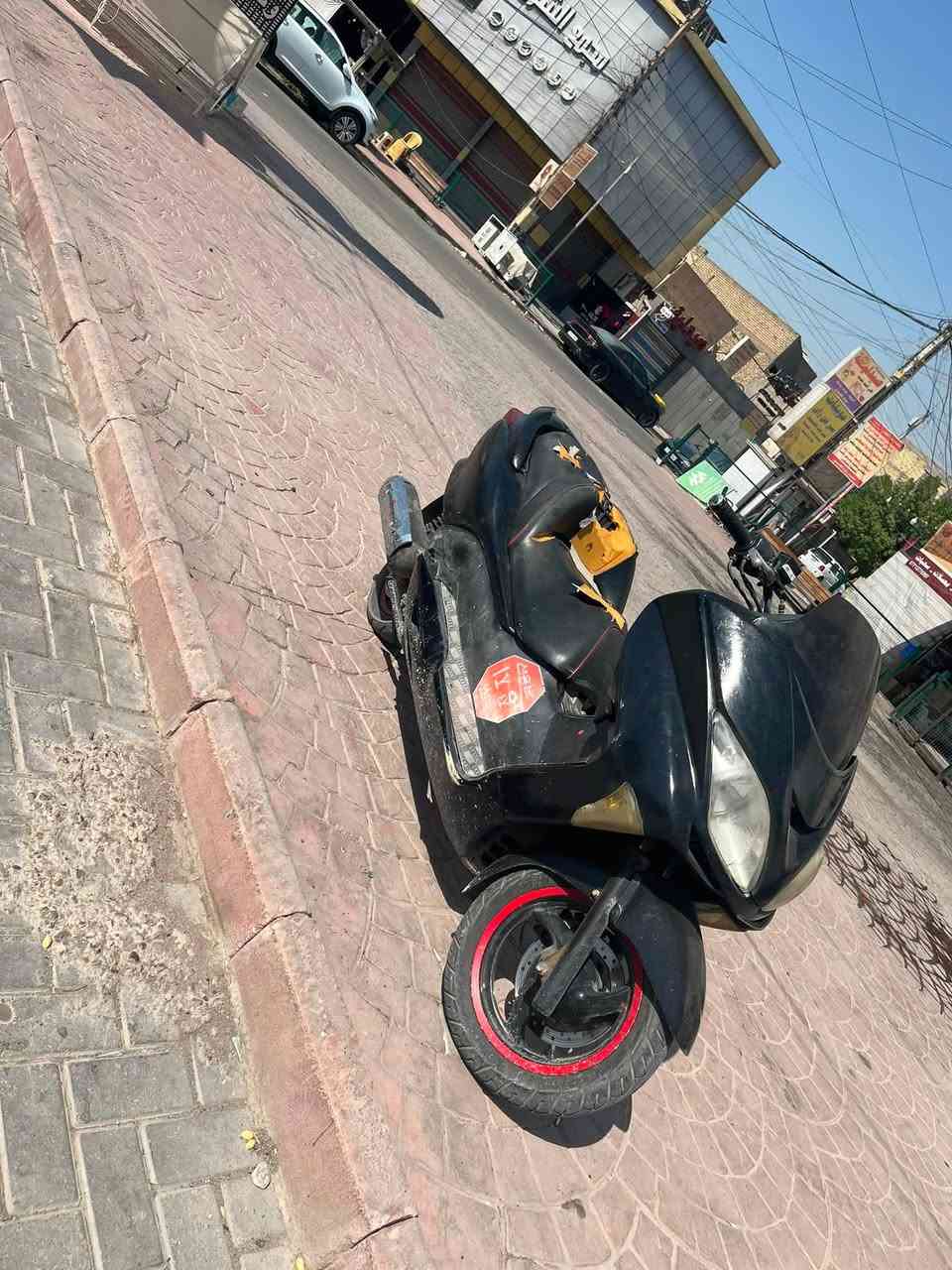 السلام عليكم عندي فورزه 0/8كرستال الدراجه عميه بس بيها شلعه ومعدل أتشك الكاع الدراجه كهربأيات كله مكفوله المكينه ممفتوحه الدراجه نواقصها دوشمه و ترتيب للكفرات الدراجه رايدها 750 وبيها مجال عله كد الجيه مكاني الدوره التصال ول استفسار هاذه الرقم *********** واتساب وتصال عل خط
