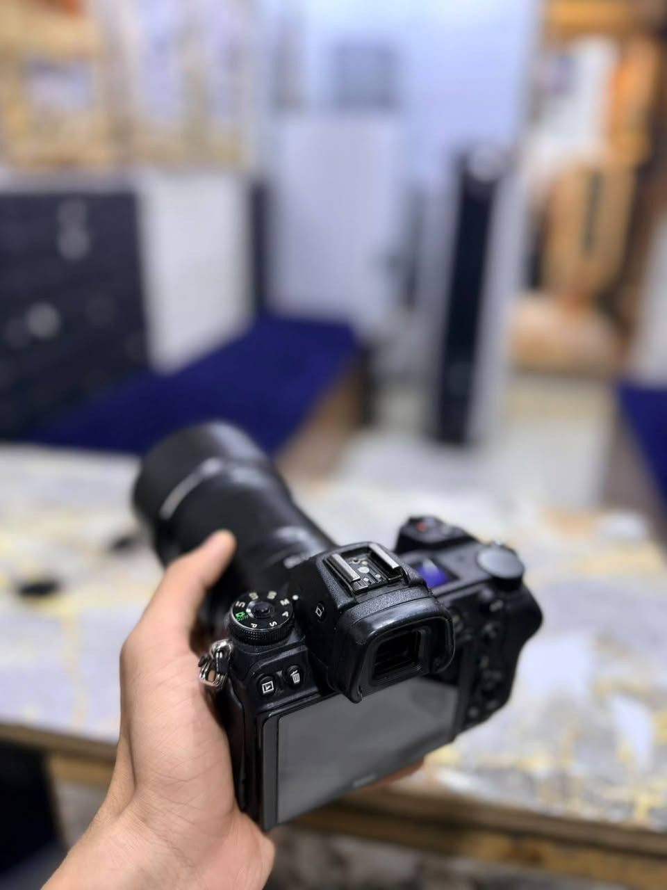 زد6II • عدسة 85/1.8 • شتر ٤٠٠٠٠