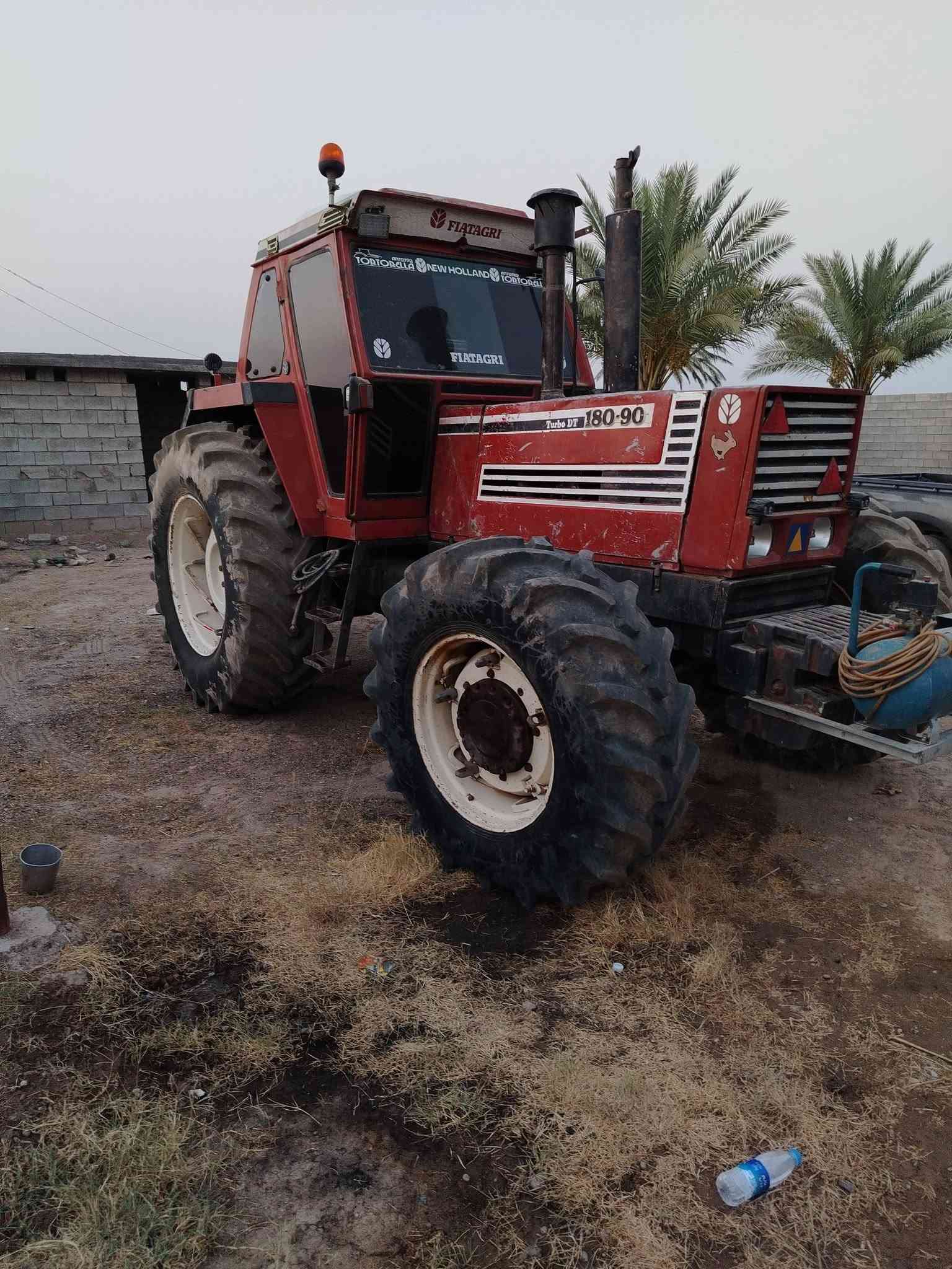 لبيع فيات حجم 180 اكسن بارز تكمه عريضه بك بل صفحه مكينه مكفوله سنويه بسمي هاذه رقمي ( ***********)
