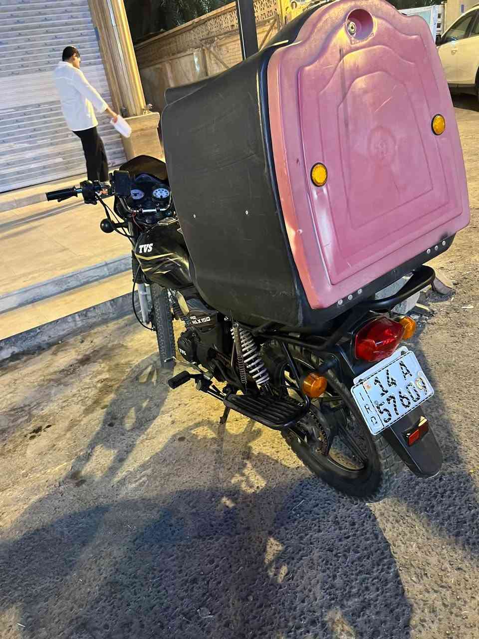 دراجه TVS داجه بعدها جديده كامله مكمله كلشي شغال وجديد مديل 2019 معمره 2023 صوره ضالمتها دراجه كلش مرتبه ونضيفه مكاني بصره رقم *********** سعر 2  وميتين وخمسين وعندي وحده ثانيه مثلها كلك اذا ثنينهم احسبهم ب 3 وشراي يدلل
