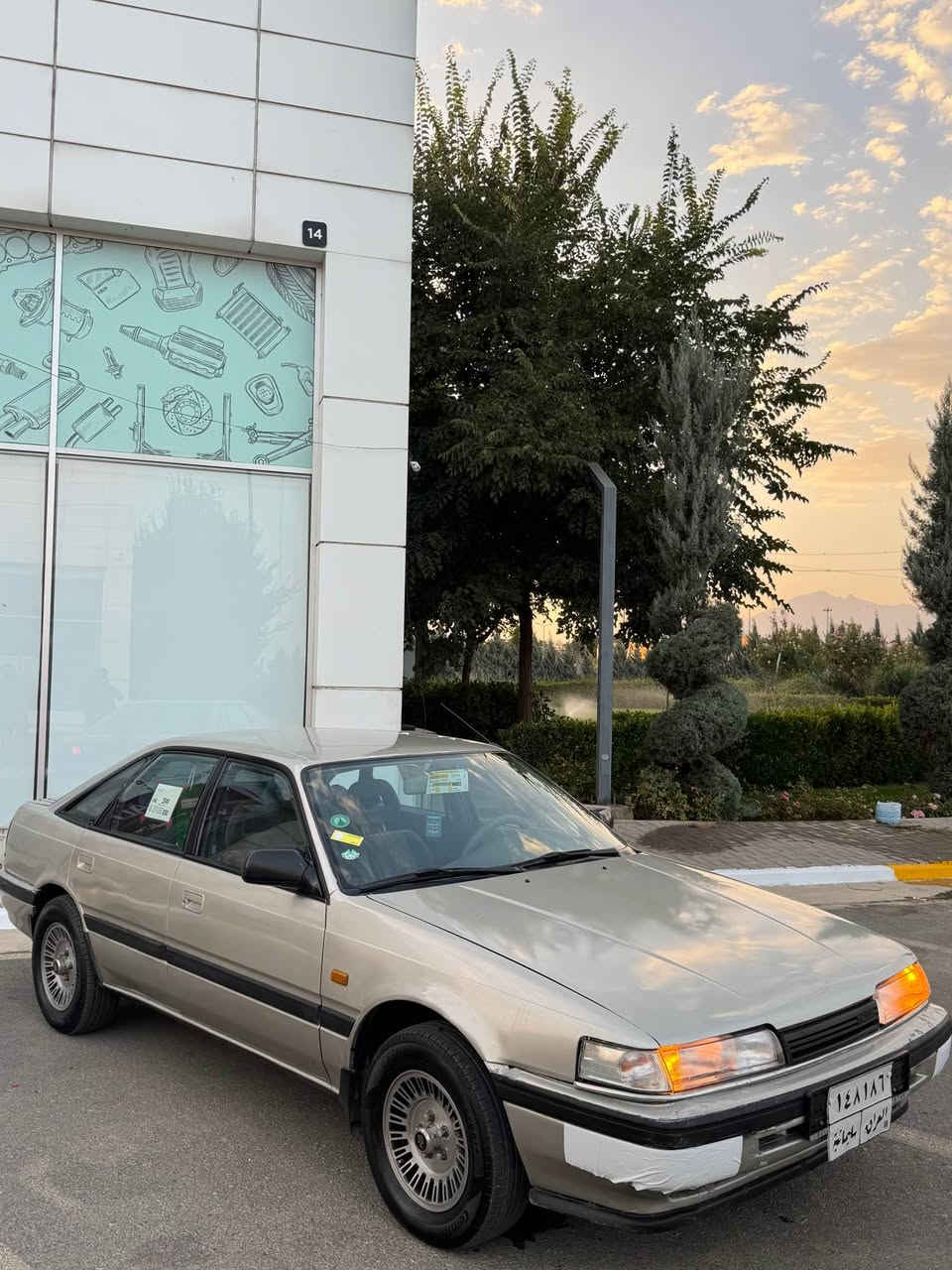 مازدای ٦۲٦ مۆدێل ۱۹۹۱ زۆر جوانە ماڵی دۆستە
پێش و دوای تازە داگیراوە بێتەقەو رەقە تایەی تازە پاتری تازە رایەتەر تازە گێرو مەکینەی مەزبوتە بەشەرت فەحس سەنەوی ۳ ساڵە بەسەر چوە بەشەرتی تەحویل و غرامە  دەعمی نیە کامل پەمپە بۆ جوانی سعری ٤٠ گەڵا و معامەلەیە  لە سلێمانیم ژمارەی مۆبایل *********** السليمانية, العراق

