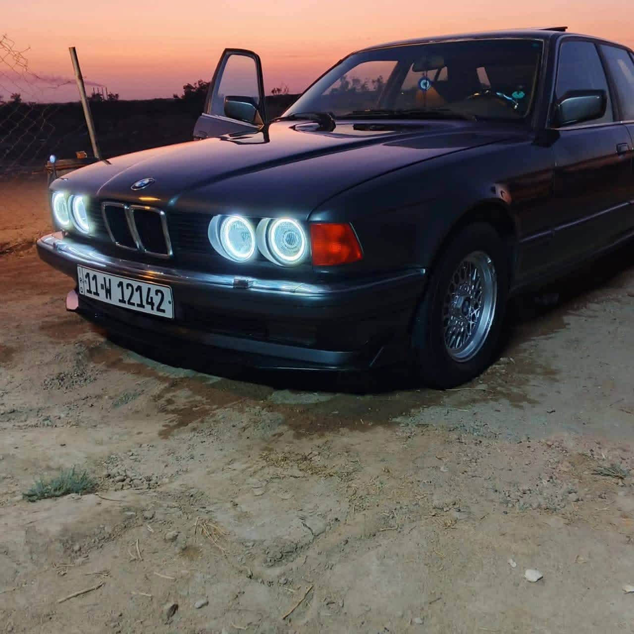 سلام عليكم للبيع Bmwمكفوله كير ومكينه موديل 90بلاديه على وضع الشركة ممكينه وكير  كفاله وتبريد كهربيات كله شغاله مصبوغه عام للجماليه سنتر لوك جام اربع كله شغاله كشنات شغاله كهرباء سلايت شغال ما بيه كل نقص مكاني بغداد السعر58بيه مجال ***********
