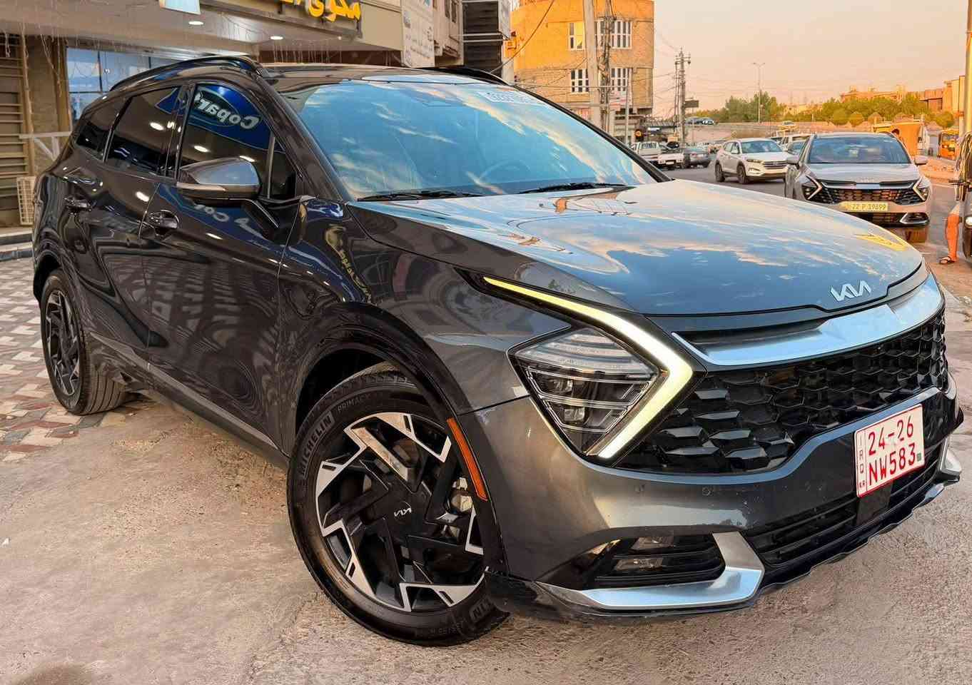 🔥 كيا سبورتاج SX Sportage 2024 🔥

🚘 فول مواصفات | مواصفات عالية جداً

داخلية أحمر فخمة
نظام صوت Harman Kardon
5 كاميرات
كشنات تبريد وتدفئة
ستيرن تدفئة 
ستيرن هزاز عند التحذير 
نظام النقطة العمياء
بريك تلقائي عند الطوارئ 
كشنات جلد
شاشة وسطية كبيرة + أنظمة ترفيه واتصال
تشغيل بصمة / دخول ذكي
تشغيل عن بُعد
حساسات أمامية وخلفية
نظمة أمان ومساعدة للسائق
نظام تحديد المساء وشبه قيادة ذاتية
إضاءة داخلية
جنوط ألمنيوم
LED أمامي وخلفي
فتحة سقف بانورامية
تحكم أوتوماتيك بالمناخ
 Apple CarPlay & Android Auto
 أنظمة مساعدة للركن

الحالة: بدون قطرة صبغ
صورة الحادث مرفقة شبه حادث ميتسمى حادث
فقط بارد بسيط بالجاملغ الأيمن

📍 العنوان: الجادرية
📞 ***********
📲 متواجد واتساب بغداد, العراق
