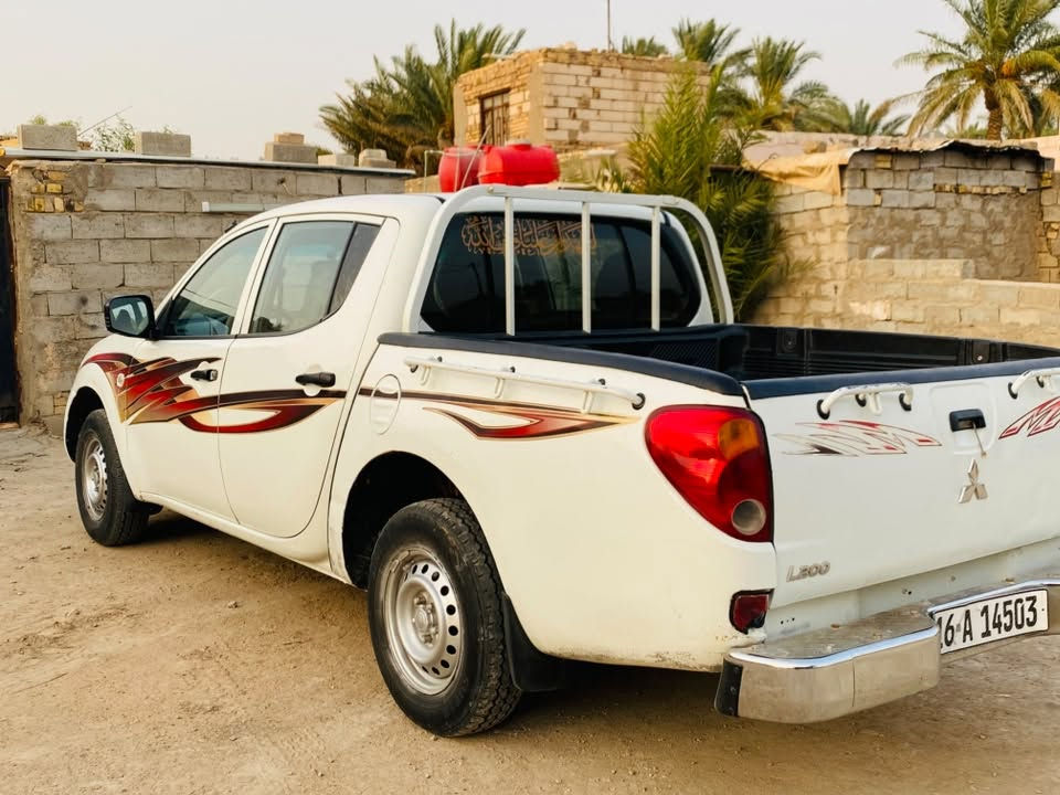 السلام عليكم سياره مستبوشي بيكم موديل 10 رقمي قادسيه الجديد بسمي جاهزة تبريد ثلج 🥶مكينه كير مكفولة من التبديل بيه بارد بالجاملغ الامامي والخلفي السعر على الخاص هذا رقمي *********** مكاني الديوانيه
