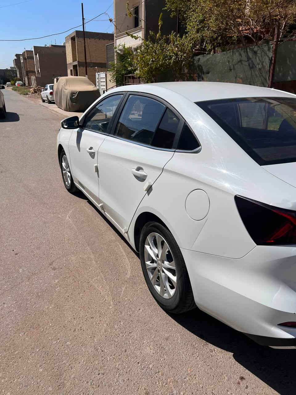 ام جي مديل 24 شكل ال 25 ماشيه 73 محرك 1500 تيربو السياره مابيه اي ضررر اكو بعض الملاحضات البسيطه بالهيكل مال السياره ( ام جي بلاس ) تحكم بالستيرن تثبيت سرعه اشاير بالمري فتحه سلايت 

السعر 85 ورقه الاستفسار ***********
