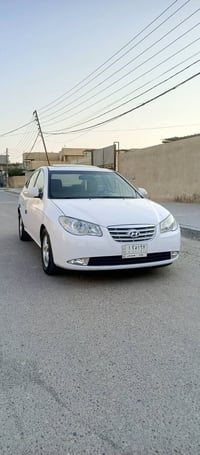 مكلف بالنشر... ألسلام عليكم للبيع ألنترا موديل 2011 خليجي بأسم أبن خال...