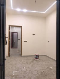 بيت للايجار  العنوان الشعب الكويتي قرب أسواق فدك مطبخ و استقبال و خدما...