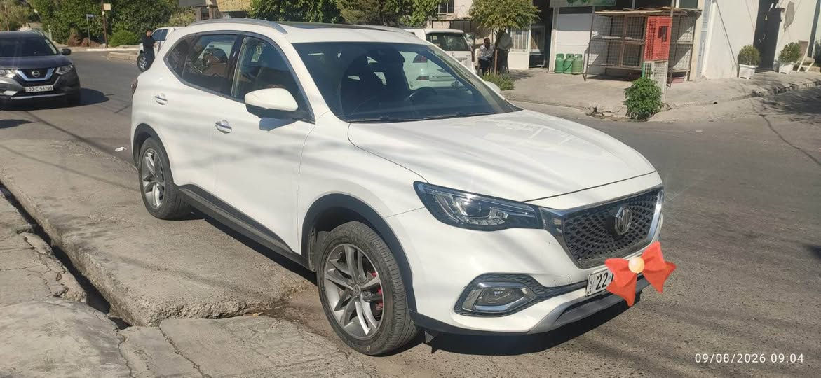 MG HS 30T Trophy
🔥 ئێم جی ئێچ ئێس (MG HS Trophy) مۆدێل 2022 بۆ فرۆشتن

​ئێم جی ئێچ ئێس پۆلی 30T Trophy، یەکێکە لە ئۆتۆمبێلە کرۆسۆڤەر و (SUV) هەرە پرۆفیشناڵ، مۆدێرن و پڕ مواسەفاتەکان. سەیارەکە نموونەیە لە جوانی

​تایبەتمەندییەکان:
​بابەت: ئێم جی ئێچ ئێس (MG HS 30T Trophy)
​مۆدێل: 2022
​مەکینە: 2.0 توربۆ (گێڕ و مەکینە بە شەرت)
​ڕۆشتن: 58,000 کم (لەسەر زەمانە، فول سێرفیس)
​مواسەفات: فول فول مواسەفات (کوشن جلد، کارەبایی، سارد و گەرم، پانۆراما، ڤۆلیۆم، تەحدید سۆڕعە، ستارت ستۆپ، دەرگا بەسمە، دەبڵ ئێکسل 4x4، پێنج مۆدی لێخوڕین)
​دۆخی لەش: بێ لێدان، بێ بۆیاخ
​شوێن: هەولێر
​نرخ:142 وەرەقە ($142
00)
​ژمارەی خاوەنی: *********** Singapore

نص مكتوب في الصور:
- 09/08/2026 09:03
- 09/08/2026 09:04
- 09/08/2026 09:07