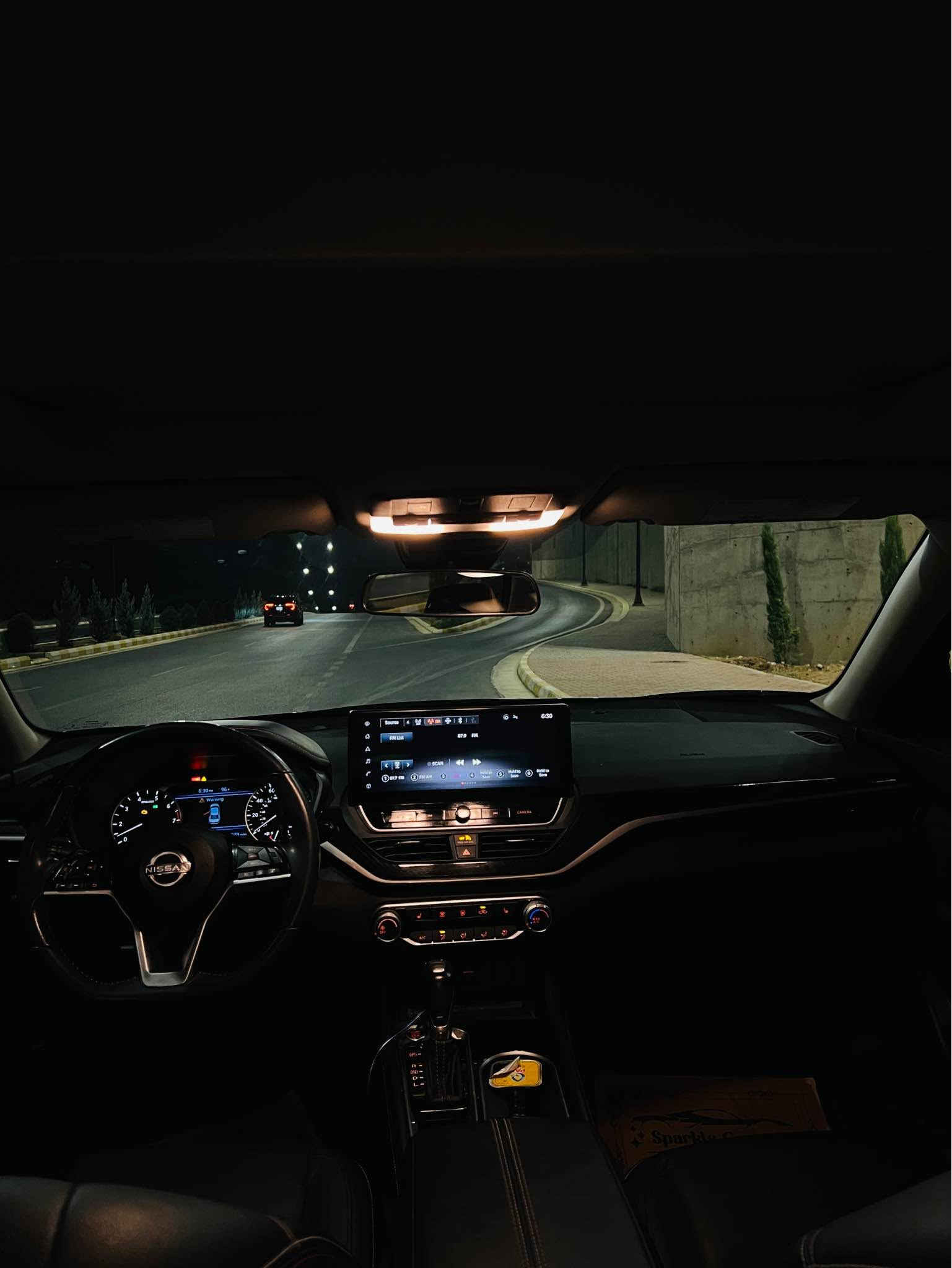 Nissan altima 2024 sr plus 26 mile
ئالتیمای ٢٠٢٤ فوول مواسەفەت ئێس ئار پلەس 
٢٦ هەزار رۆشتوە
بێ بۆیاخ بێ گۆراو بێ کرانەوە ٢ پیدی ئاری بەسیتی هەیە
سلاید 
کوشن جلد و هیتەر 
چارجی موبایل
کوشن کارەبە
گێری سەر سوکان 
٥ بەسمە
شەخال
٢ مانگ کاتی ماوە بە ناوی خۆمەوەیە عەقدی ١٥٠$ ناوێت
*********** 
ناونیشان: سلێمانی السليمانية, العراق
