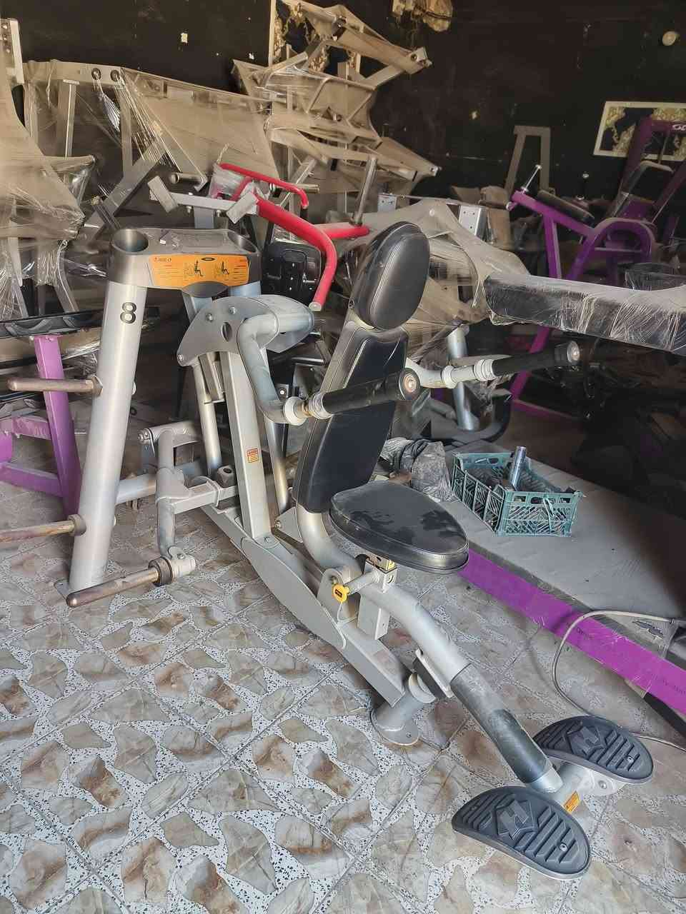 السلام عليكم ورحمة 
تراي هويست أصلي نظيف كلش قطعه حلوه سعره مناسب 
موجود توصيل كربلاء طويريج
***********
