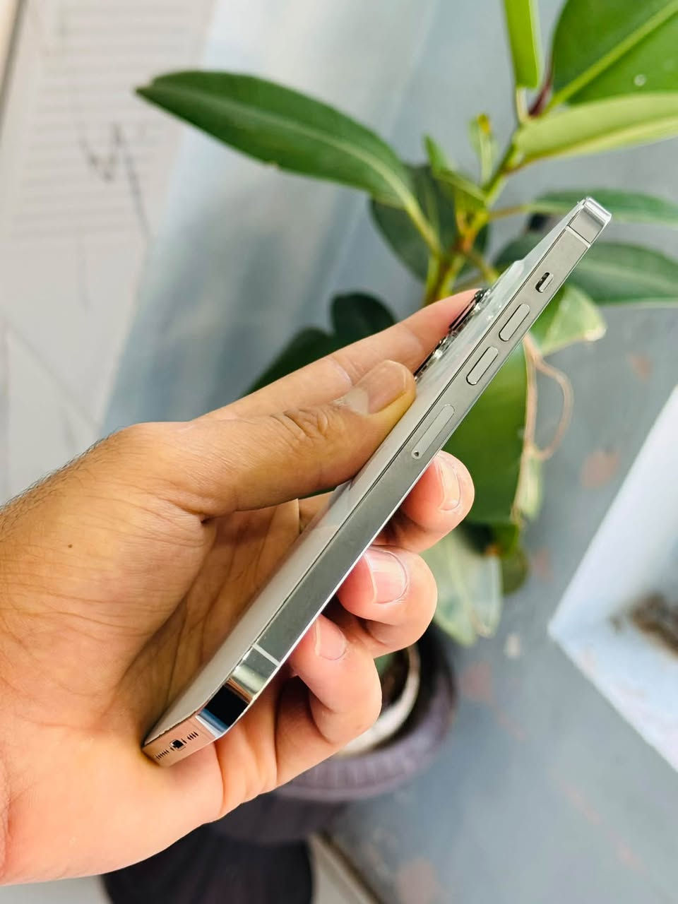 iPhone 13 pro max
ذاكره 128 
بطاريه 87
نموذج m
تك سيمكرت
جهاز كله نورمال شرط حاسبه
بدون خلل كله شغال شرط
***********
