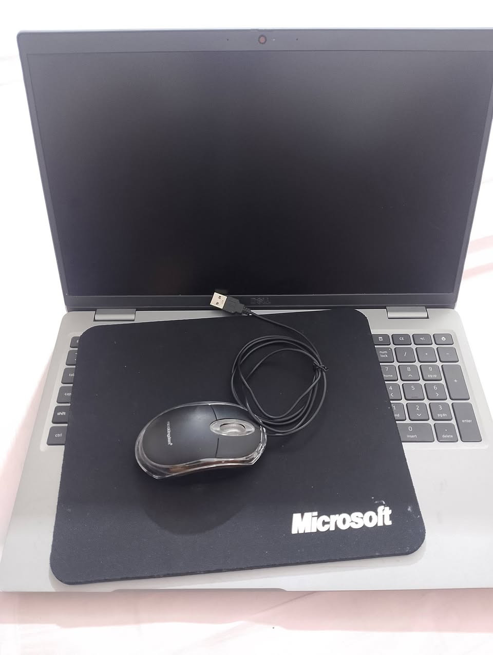 Dell Latitude 5520 • Core i7 جيل 11 • رام 16GB