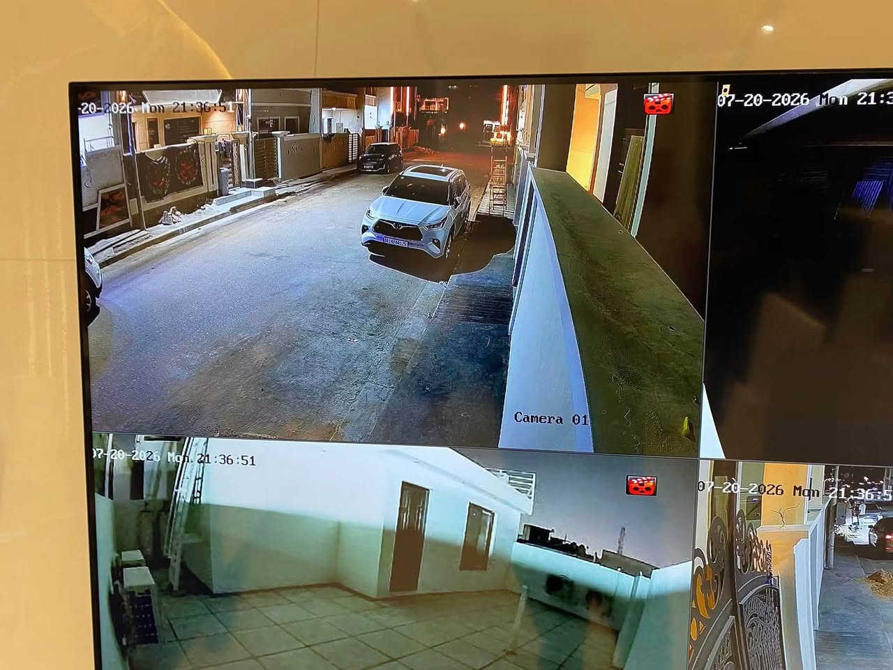 📹🔒 فني تنصيب وتركيب كاميرات المراقبة في كركوك 🔒📹

هل تحتاج إلى حماية ومراقبة بيتك، محلك أو مكتبك؟
نوفر لك خدمات تركيب وبرمجة كاميرات المراقبة باحترافية ودقة.

✅ تنصيب وتركيب الكاميرات
✅ برمجة وضبط أجهزة DVR / NVR
✅ ربط الكاميرات بالموبايل 📱
✅ صيانة وإصلاح الأعطال
✅ فحص وضبط جودة الصورة والرؤية الليلية
✅ خدمات للمنازل والمحلات والشركات

📍 المحافظة: كركوك
👨‍🔧 الفني: محمد العزاوي
📞 للحجز والاستفسار: ***********

🔐 أمانك وممتلكاتك… تحت المراقبة دائماً 🔐
