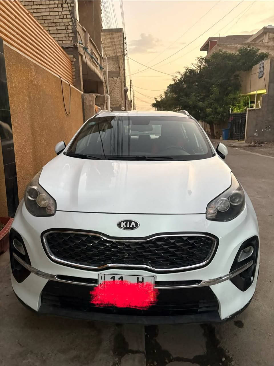 السلام عليكم كيا سبورتج خليجي موديل  2020 كير و مكينة مكفولات ما مفتوحات سيارة مكفولة عدى الجاملغ الأيمن بارد ماشية 102 الف موضح كلشي بالصور السعر 185 ورقة بية مجال قليل العنوان بغداد الشعب
***********
