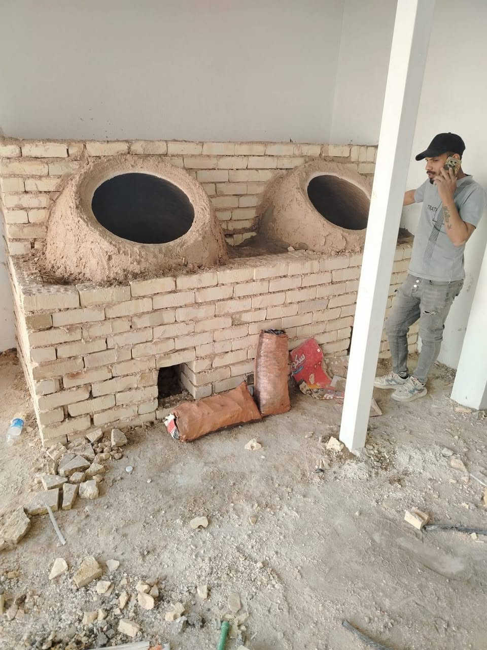 ((((معمل. حيدر الكوفي الصفحه الرسميه... للبناء والفخار ))))
***********

♦️يوجد لدنيا اجود انواع التنانير الكوفية ..

🎄لتجهيز كافة المحافظات وباانسب الاسعار 

🌏تنانير الخبز وتنانير المندي وتنانير الشوي .. لكافة الاحجام والقياسات 

🔥🔥كما يوجد لدنيا كل مستلزمات المخبز 🔥🔥

1 عجانات                   3 طابوك حراري لكافة الانواع 

2 هزازات                    4 ماشاااااااات 

5 قباقة                       6 بريمزات نفط 

7 عفاريت غاز              8 طبكيات كافة الاحجام 

9 ممات نفط               10 ممات غاز وسيت ولف 

وكل مايحتاجه المخبز من مسلتلزمات اخرى 

ماعليك سوة الاتصال  

                           

وتساب ***********
