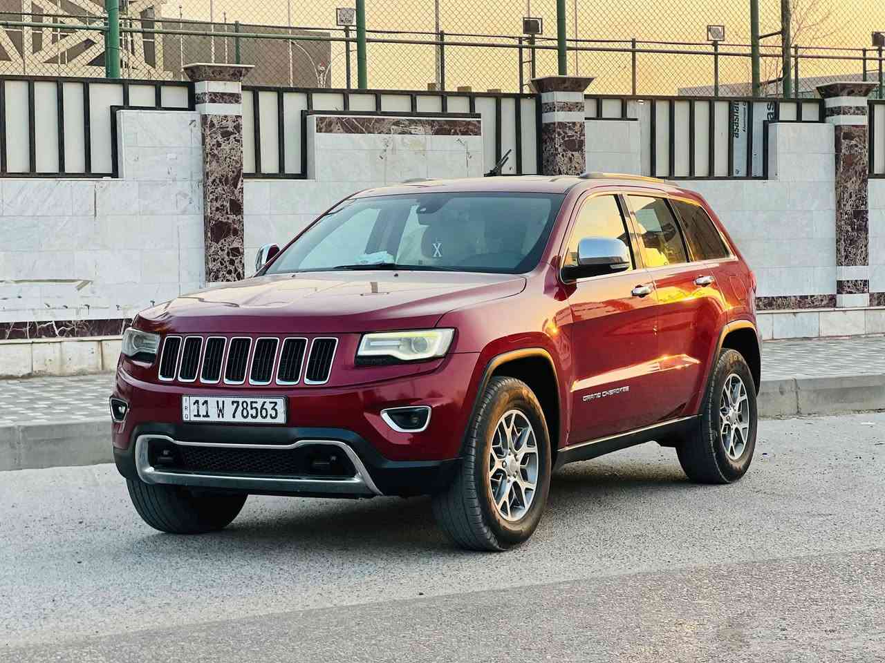 جيب شيروكي موديل 2015 خليجي @
ماشيه 79 مكفوله كفاله عامه ماعده 
ربع البنيد صبغ سياره خير من الله نضيفه كلش 
انضف من الصوره رقمه بغداد مشروع وطني هزه جديده 
تحويل ثاني يوم تراي وين مايعجبك 
الاتصال على الرقم 
***********@
