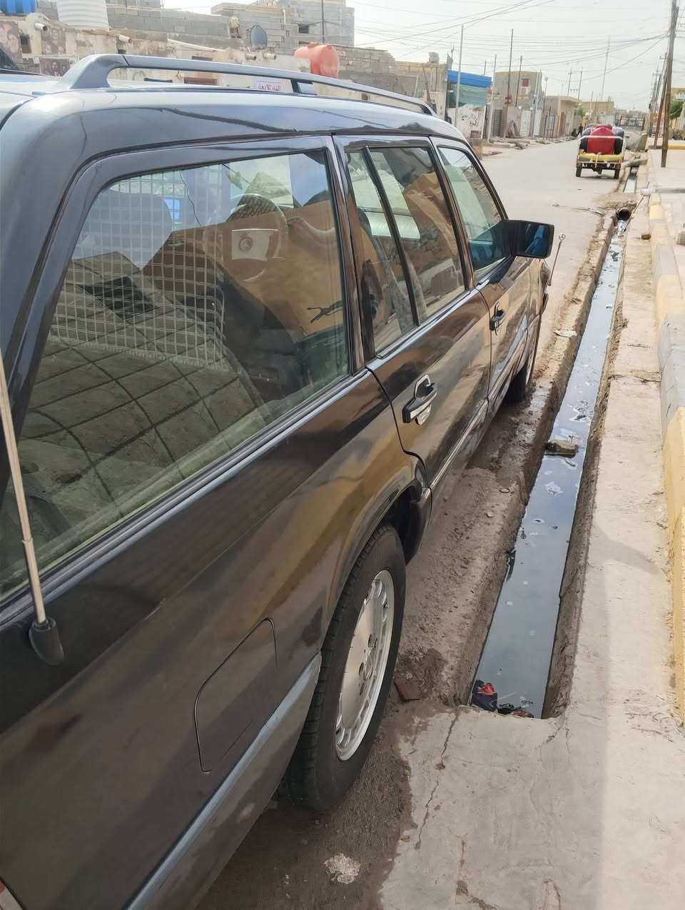 مرسيدس • موديل ٨٩ • رقم بغداد