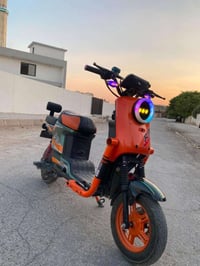 اكس ٩٠٠ • ٢٠٠٠ واط • سرعة ١١٥