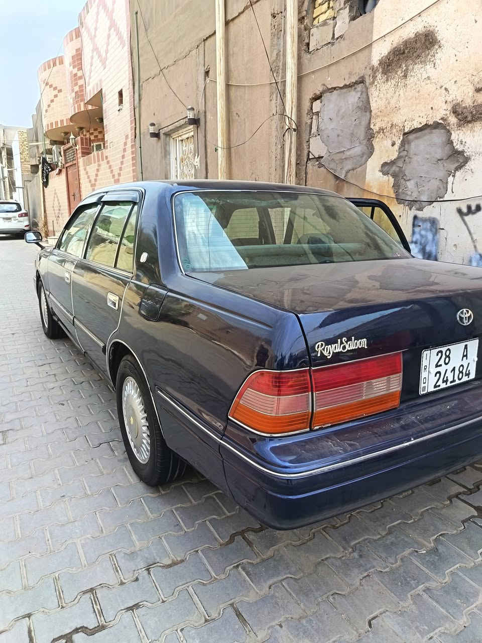 ياالله 
السلام عليكم 
للبيع او مراوس 
راس الثور تكم رقم نجف انكليزي بسمي موديل 98 سنويه لل31 هزه صاعده قبل شهر  تحويل ثاني يوم بيه كصه قماره عله ادامه عامه ربع ما تصرف عليه صبغ عام جديد درجه اولى  تبريد ثلج غرفه جديده صدر امامي خلفي جديد محرك كير بشرط مكاني نجف مشخاب *********** السعر 77 وبيه مجال

