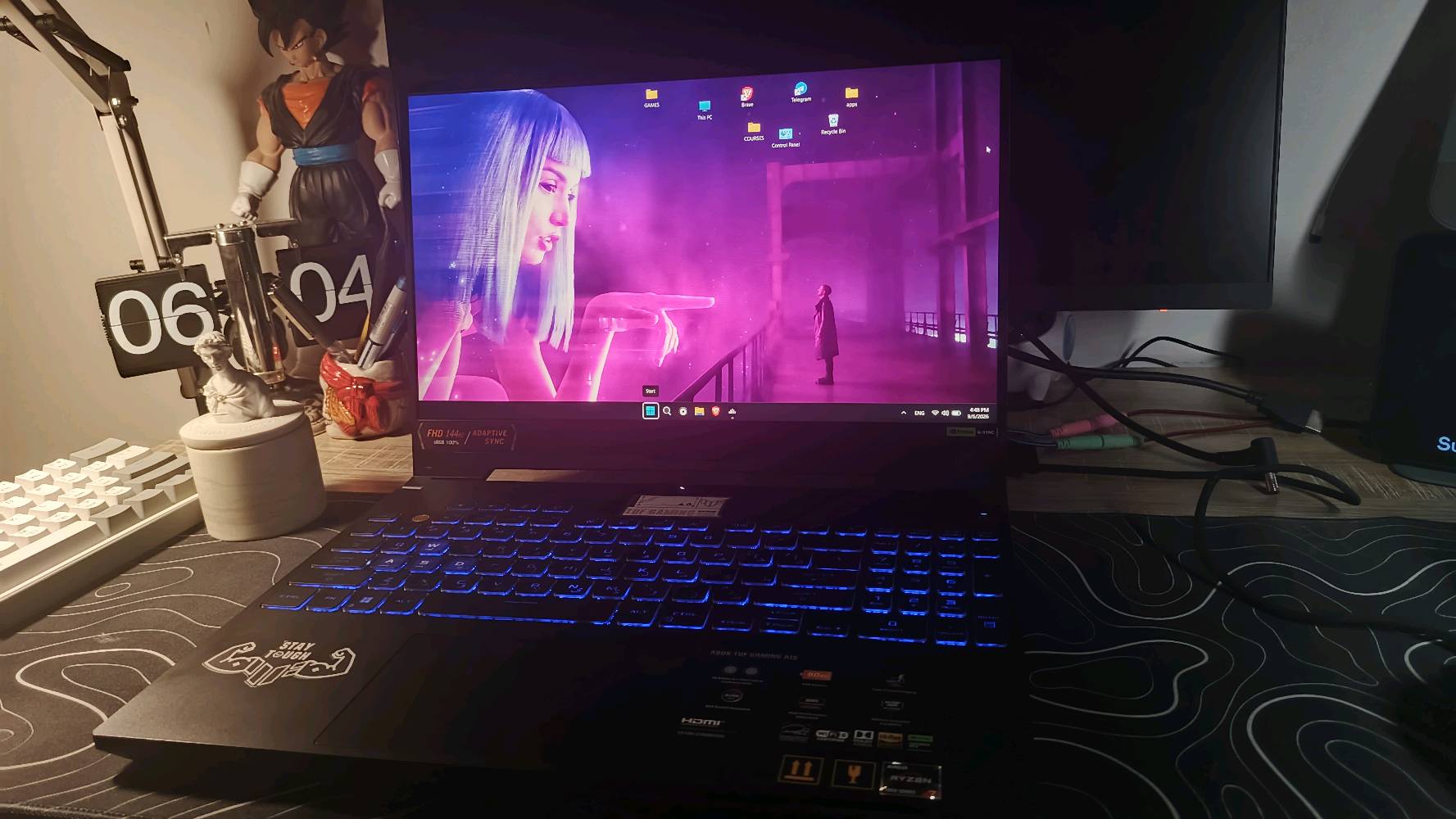 لابتوب ASUS TUF GAMING A15 
‏
‏المواصفات:   
‏ 
‏المعالج : AMD Ryzen 7 7435HS 
‏ كرت الشاشة:  4050 rtx 6gb NVIDIA  140w 
‏الرامات: 16g ddr5  Samsung 4800Mhz
‏الذاكرة: 1tb 
‏الشاشه: 144hz   
‏البطاريه : 85.5%
‏الكيبورد: rgb  
‏   
‏ملاحظات :  1- (اللابتوب مستعمل لمدة 5 اشهر مع تفعيل ويندوز 11 برو اصلي ويأتي مع الملحقات الكارتونه والبطاريه الاصلية طبعا مع ماوس من شركة فانتك aria e وكيبورد fizz من reddragon)    
‏
‏2- مناسب للعمل الثقيل مثل التصاميم Adobe وغيره ومناسب تطبيقات الهندسه ومناسب للالعاب القوية لا يحتوي على اي خلل بالنظام او عطب او مشكله ولم يتم تبديل اي قطعه من الداخل
‏    
‏السعر: 1.450.000
وين موقعك بالضبط؟ (المدينة/المنطقة) وهل التوصيل متوفر لو الاستلام إيد بإيد بس؟: 
بغداد الحسينيه
هل أكو أي خدوش، ضربة، كسر، أو فتح سابق بالجهاز؟ خصوصاً بالشاشة، الهيكل، والمفصلات؟: 
شخط بسيط جدا جدا ماراح يبين لان فتحتهه علمود تنظيف الغبار فقط!