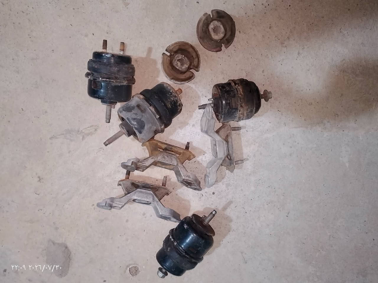 رسلام عليكم قطع غيار امبالة 12 3600لي بل صورة يوجد توصيل لجميع لمحافظة لستفسار ***********
