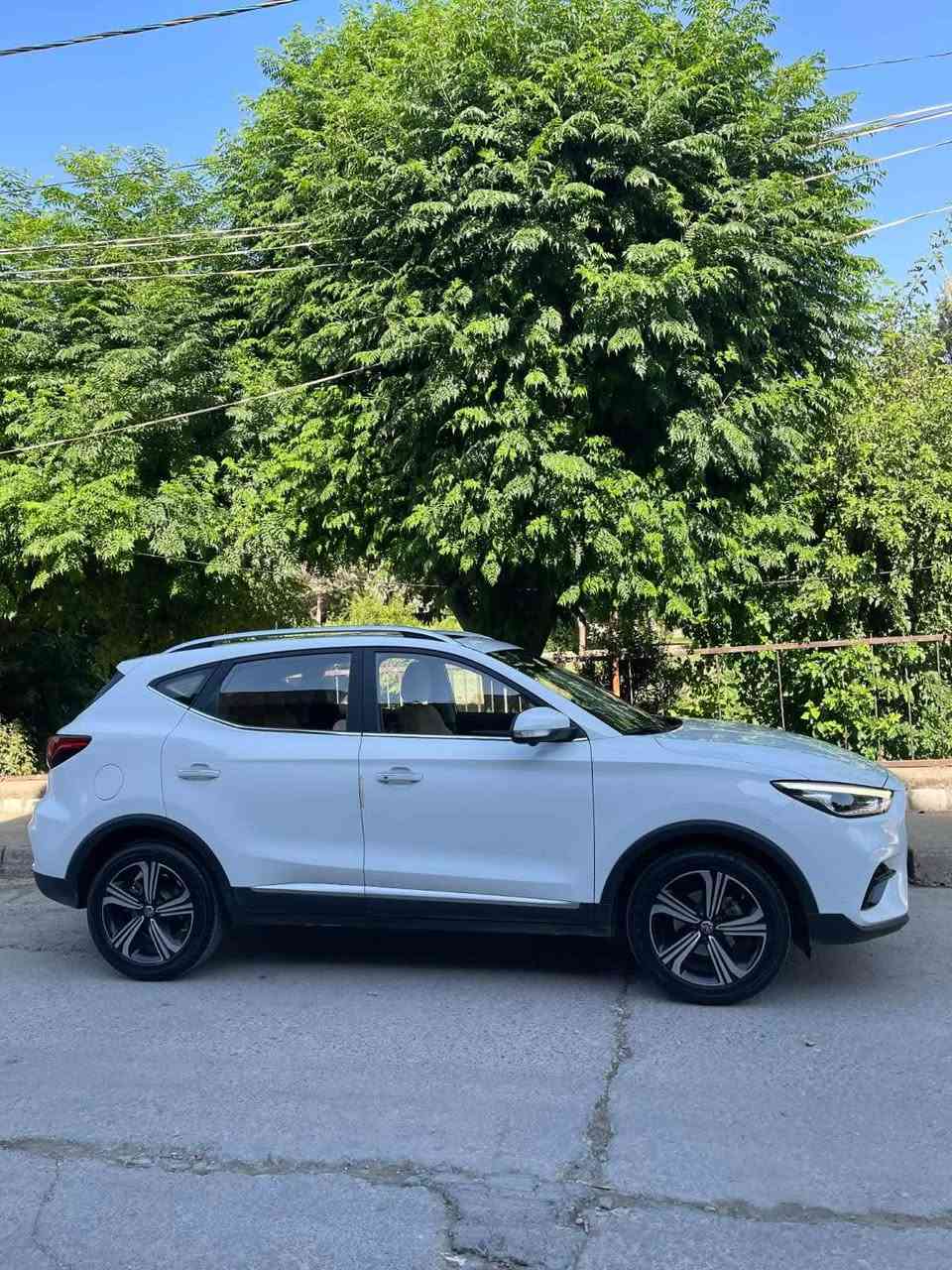 Mg ZS بێ بۆیاخ فوول فوول مواصفات  مۆدیل 2021 تەنها ٢لێخشنێکی هەیە لە چملخی پشتەوە 

1.5 T 

تەنها 24,000 کم ڕۆشتووە 

125 $ وەرەقە و مجالێکی کەمی تێدایە

***********
*********** أربيل, العراق
