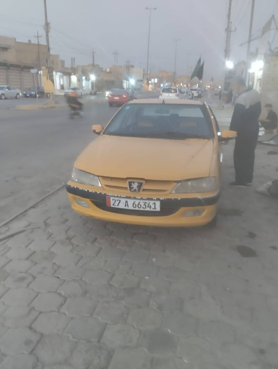 (مكلف بل نشر)السلام عليكم بيجو بارص 15سنويه 27 مداور ثاني يوم مكينه كير حداديه خير من الله بيه ضربه خفيفه بل بجم السعر ٢٥وبيه مجال مكاني الناصريه  الرقم ***********
