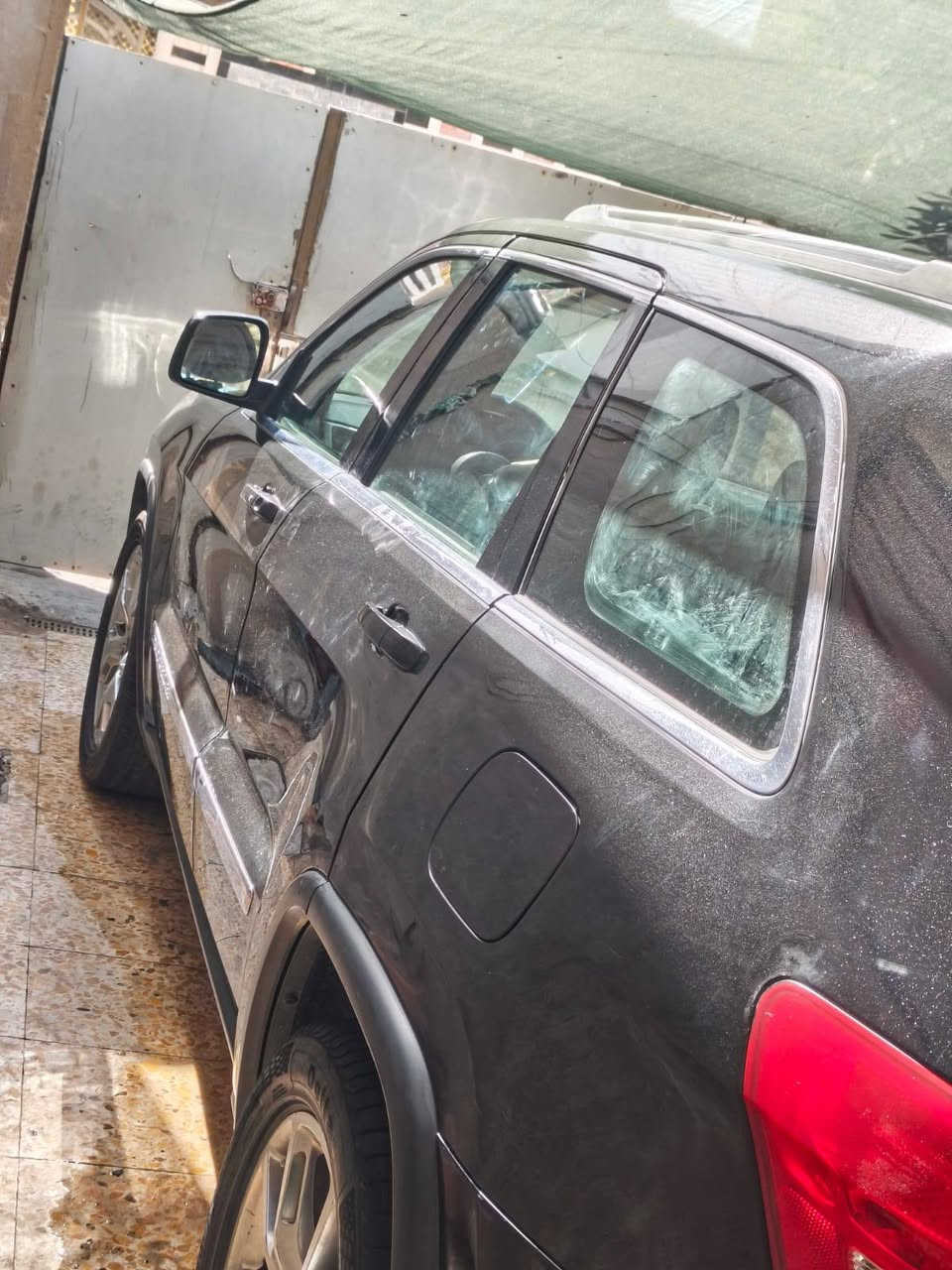 سيارة جيب شيروكي موديل 12 بغداد
رقم انگليزي 

سيارة جاهزة 

السعر140

 رقم ***********

والسنويه بأسمي تحويل مباشر 

بيها ثلاث قطع 
مكينه 6
غير متواجد عَ الفيس بوك
