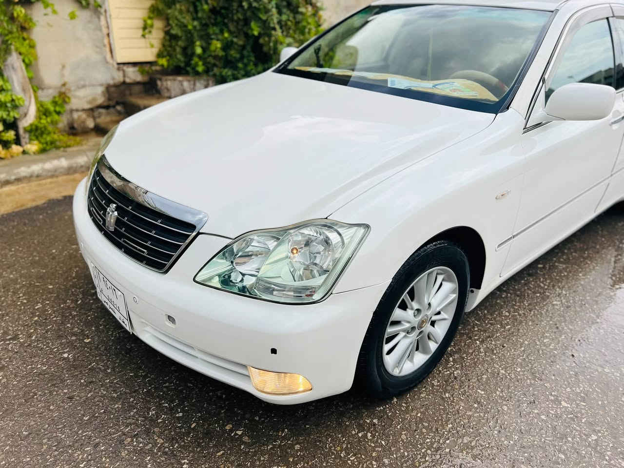 شاهینە بڕاوە  2005
گێڕوو مەکینە گەورە182 بێ دووکەڵ
کامل مەسرەف 
کۆدی هەیە .
دەعموو لێدراو کەڤەربەشەرت.
250مەسرەفی نیە 
دوو پارچە بۆیاخی ئەورووپای هەیە
سعری 50گەڵاو مەجال لەسەیسایەقم
***********
***********
