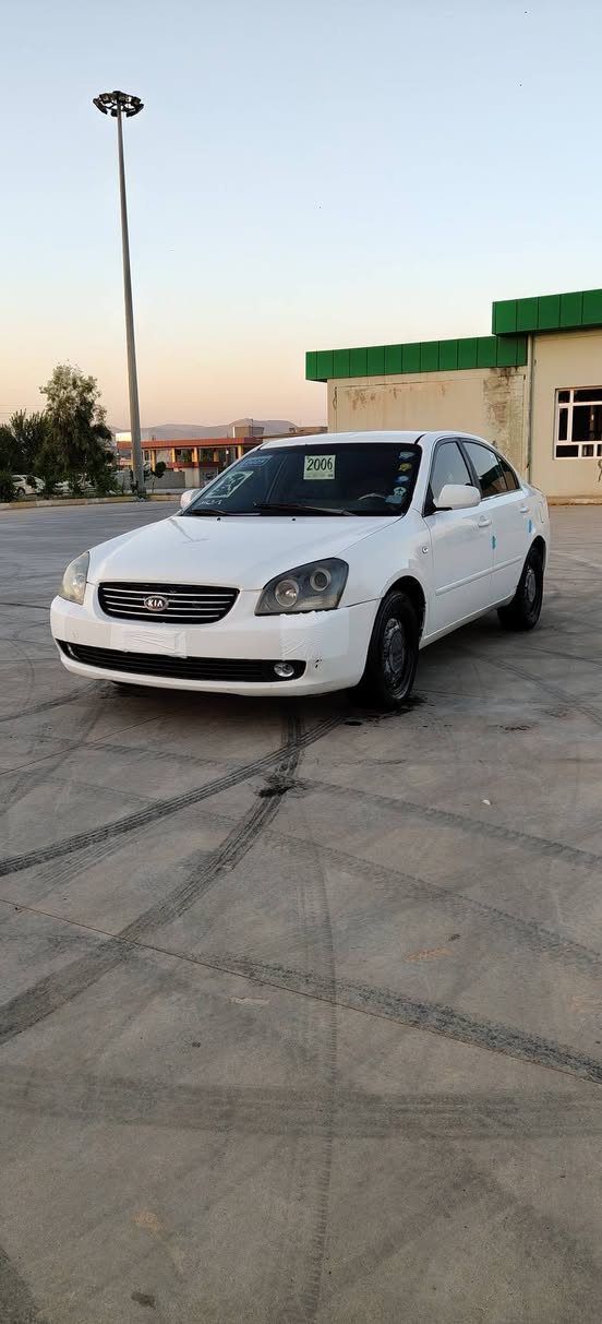 سڵاو 
KIAOPTEMA
مۆدێل 2006 بڕاوە  بۆفرۆشتن 
بۆیاخی نییە  جگە لە سندوقی دوای ناو زەرد گێڕ تۆماتیکو عادی دەعموو لێدراوی نییە کەڤەرو شەنسی و سەقف بەشەرت گێڕو مەکینەی بەشەرتی فیتەر تەبریت ساردووگەرم بەشەرت کامل مەسرەف کراوە یەک دینار مەسروفی نییە تەقەو،ڕەقەی نییە  ماشەڵا تابڵی بەهه ڵمەتە کارەبای گشت گیانی بەشەرت کامل جاهیز کراوە شوین هه ڵەبجەی تازە 
سعر 38 گەڵاو مەجالێکی برایانە 
*********** دار بنديهكان, السليمانية
