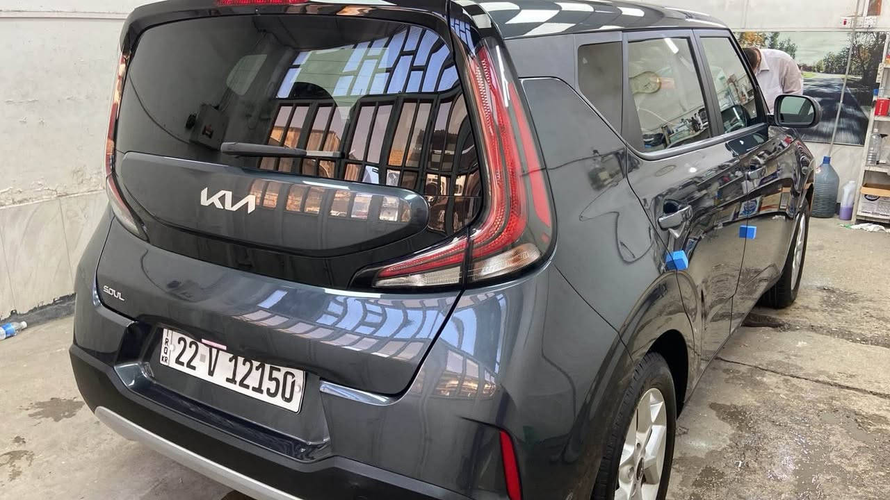 🔥 للبيع: كيا صول (Kia Soul) موديل 2025 - فئة LX | بحالة الزيرو ونظافة ممتازة! 🔥

وارد امريكي
ماشية 41 ألف km
المحرك: 4 سلندر سعة 2.0 دوش
كير اوتوماتيك (IVT) المرغوب
اللون الفيلي (Dark Grey) 
المقاعد قماش ،رادار خلفي وامامي وتنبيه بالمري
شاشة لمس تدعم الكار بلي ،فول تحكم ستيرن ،رقم اربيل ,نظيفة جداً وافول الها بانزين محسن فقط

✨السيارة مكفولة من كل شي
ضربتها بسيطة جداً وموضحة بالصور
💵 السعر: 155$ 
📍الموقع: البلديات للاستفسار *********** بغداد, العراق

