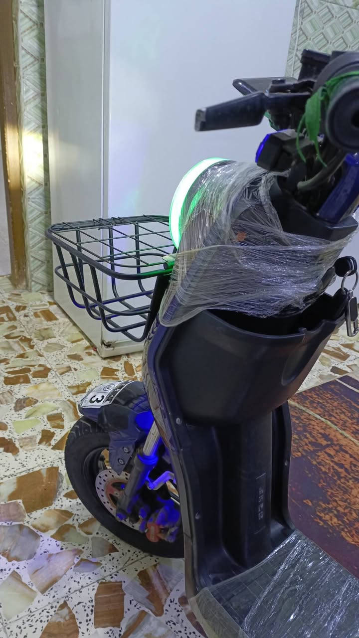 دراجة R9  مديل نهاية 2024  نضافة 60٪ 
بطارية حجم 22 نص عمر  
كهربائيات تمام تفتح سويج وتطلع گبل وياهه سويج وبصمة  ومرايات وشاحنتها البلاد الاصليه
السعر 275 وبيها مجال بسيط كلش للشراي 
العنوان دور الشرطة مقابيل موسى الكاظم قرب دائرة الكهرباء  
للتواصل  ***********
