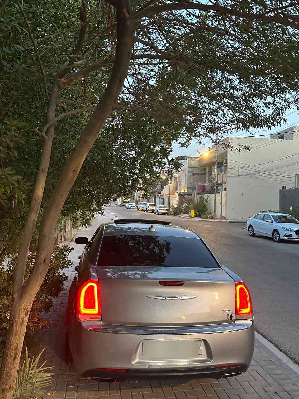 كرايسلر ٢٠١٥ • محرك ٣٦٠٠ • رقم بصره دولي