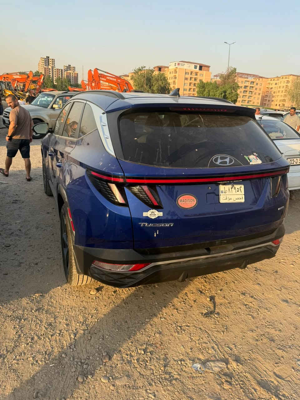 اخوان السلام عليكم توسان ٢٤ ماشيه ١٨ بدون رقم السيارة بيهه بنيد مبدل صبع بل جاملغات  ثنيناتهن تعديل بل شاصي الأيمن مقدار سانتيمين بيع أو مراوس حسب القناعه مكان السيارة بغداد كفائات السيديه سعر البيع 164 $وبيهه مجال السيارة فول واحد على واحد فتحه بصمه تشغيل عن بعد داخل ملكي للتواصل على هاذة الرقم ***********
