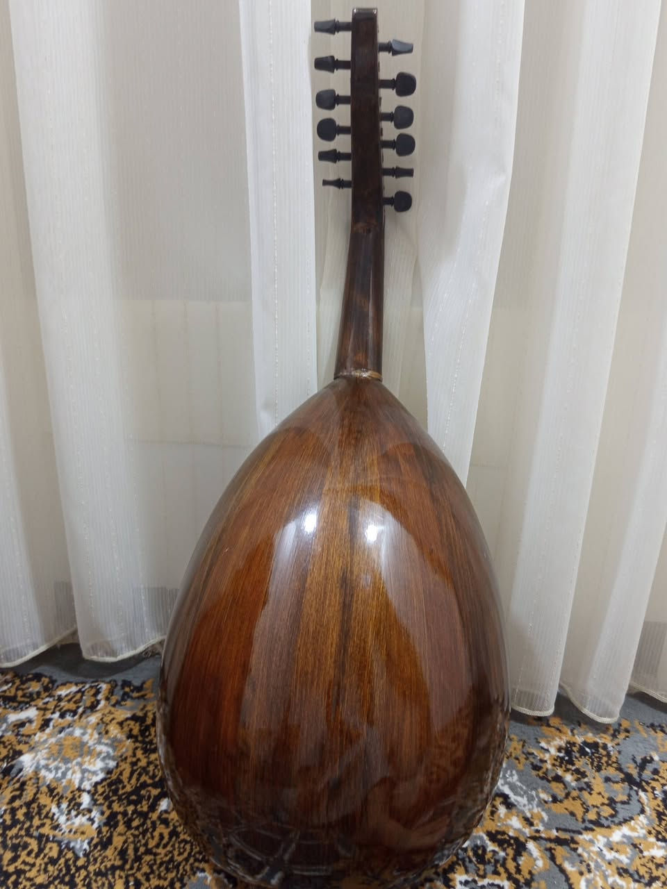 عود  نظيف للبيع 
السعر 85 وبي مجال
واتساب ***********
