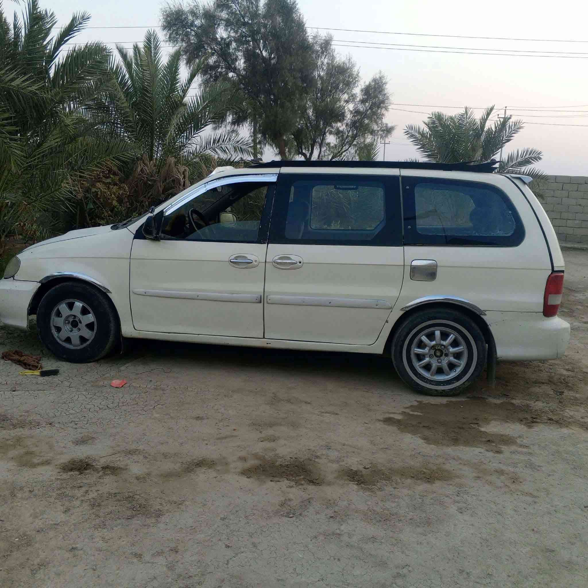 يالله سلام عليكم 
گرنفال البيع مديل 2000
مكينه وكير كفاله
مكينه 2900 كأز 
سياره حلوه ماناقصه أي شي سياره بسمي تحويل ثاني يوم 
سياره مابيه ضرر 
رقمي ‏‪‏‪***********‬‏
