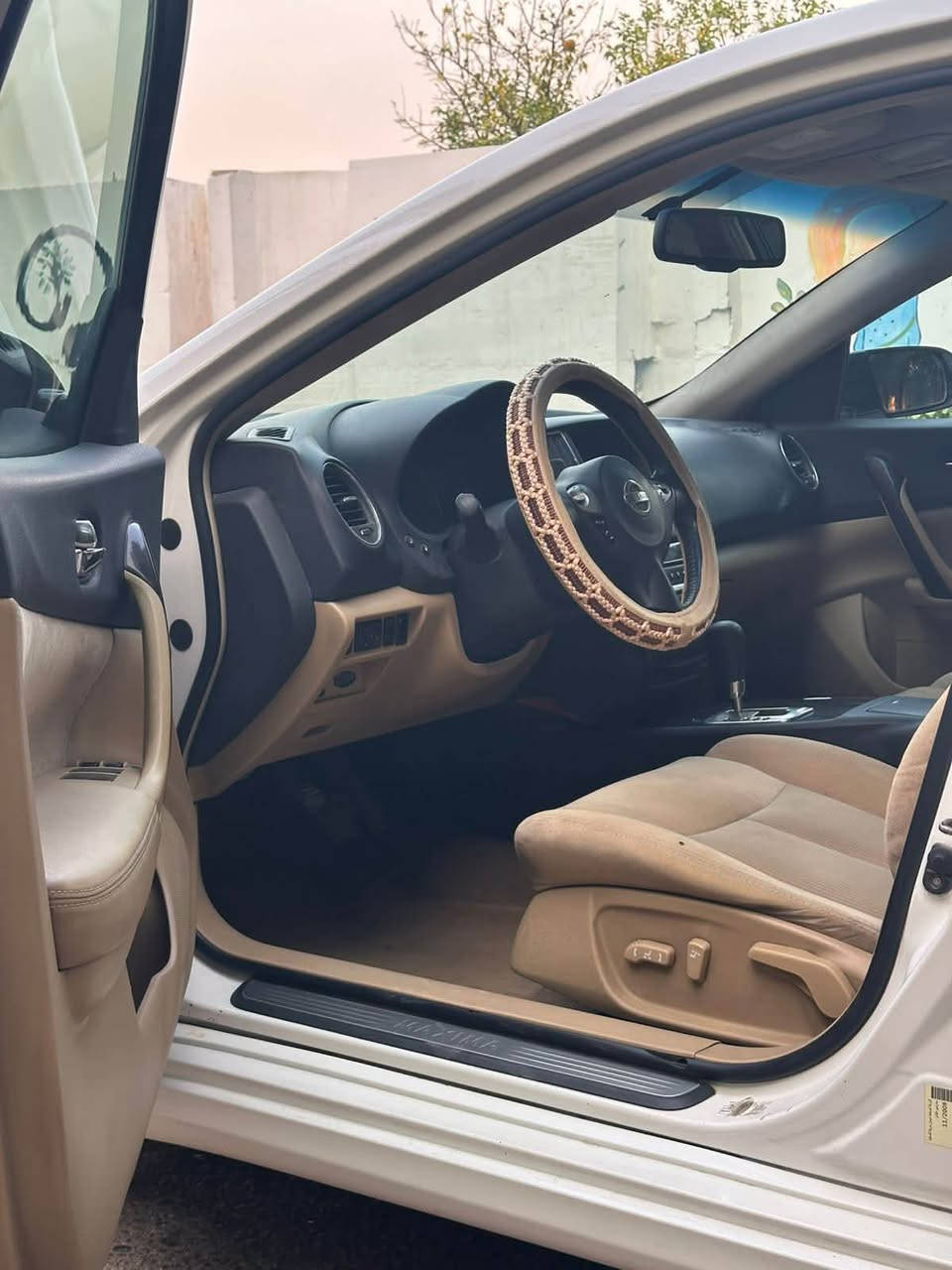 � للبيع – Nissan Maxima 2010 وارد امريكي  

رقم اربيل السيارة بأسمي سنويه 2029

📌 المواصفات بلاتينيوم 
• محرك 3500 سي سي مكفول
• كير CVT مكفول
. تدفئة تبريد 
• حدادية جديدة 100% (أمامي + خلفي)
• طخم تايرات سبورت عدد 5 جديد
• ويل كب عدد 5
• فتحة سقف (سلايد روف)
• تحكم سرعة (كروز كنترول) + تحكم ستيرن راديو
• بصمة تشغيل + بصمة أبواب
• منظومة إنارة زينون LED
• تحكم كهربائي بالمقاعد (4 جهات)
. كاميرا 380 درجة خلفية 

⚠️ ملاحظة: حادث الجاملغ الامامي اتجاه السائق 
• صبغ الجاملغ الأمامي جهة السائق
• صبغ الجاملغ الأمامي عكس السائق
• صبغ البنيد
• صبغ الباب الخلفي عكس السائق
💰 السعر: 82 $ وبيها مجال 
📍 الموقع: بابل – المدحتية

📞 الرقم: ***********
