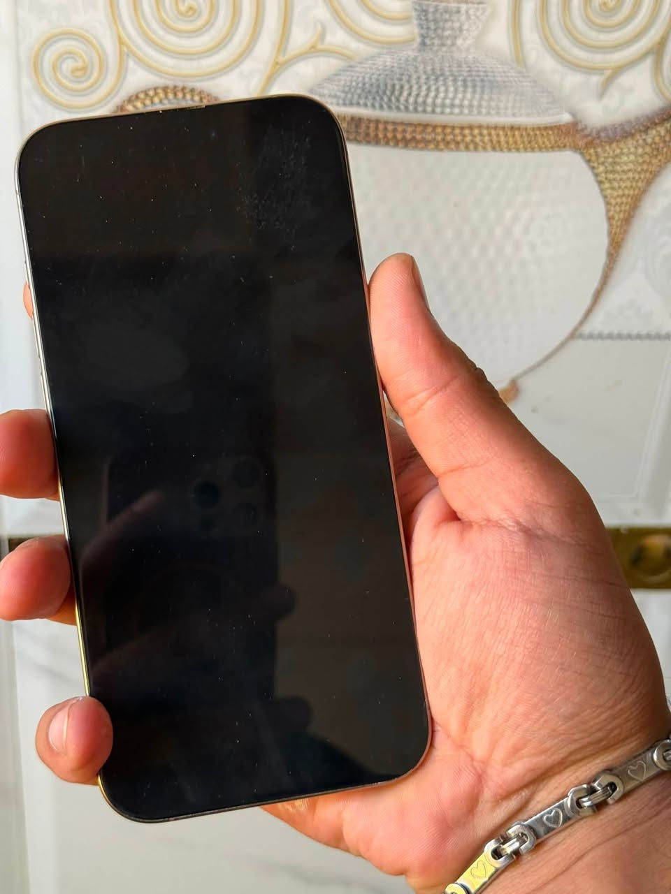 16 برو ماكس بطاريه 93 استخدام بيت جهاز شخط مابي غراضه كلها كامله مكانه نجف ب 1325  
***********
