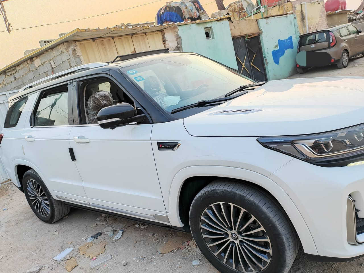 سيارة شانجان  cs95موديل 23 رقم بغداد مميز سنوية وهزة جديدسيارة رياضية متعددة الاستخدامات
سيارة شانجان  cs95موديل 23 رقم بغداد مميز سنوية وهزة جديدسيارة رياضية متعددة الاستخدامات

عائلية كبيرة الحجم 7راكب 3صفوف 

دواسة كهربائية

نضام دفع رباعي AWD

ودفع امامي 

سعة الخزان 74لتر

بانوراما كامل اضائة امامي خلفي بتقنية LED

امكانية طي المقاعد الصف والثالث لزيادة مساحة التخزين 

مقاعد جلدية كاملة شاشة لمس ونضام صوتي فاخر 

خاصية المساج في المقاعد الامامية ونضام تكيف هواء اوتوماتيك مع فتحات تهوية للمقاعد الخلفية ونضام كاميرات محيطية 

مع خاصية التسجيل الرباعي 

نضام تثبيت السرعه Acc

لاستشعار الحركة والمركبات الامامية

نضام التحذير من الاصطدام الامامي والفرامل الطارئة الذكية وسائد هوائية متكاملة امامية وجانبية وستائرية نضام الثبات الاكتؤوني للمساعدة في الهبوط والصعود على المنحدرات  ومقاعد جلدية تحكم كهربائي وخزن ذاكرة 

شاحن لاسلكي ونضام تشغيل عن بعد ونضام خرائط وتوصيل الهاتف الذكي نضام التحذير من مغادرة المسار ونضام مراقبة الاطارات  وجنطة كهربائي مع خاصية الفتح بالقدم 

السعر 190

وبيه محال قليل 

مكان السيارة كربلاء 

للاستفسار 

*********** بي واتس اب

سيارة شانجان  cs95موديل 23 رقم بغداد مميز سنوية وهزة جديدسيارة رياضية متعددة الاستخدامات
