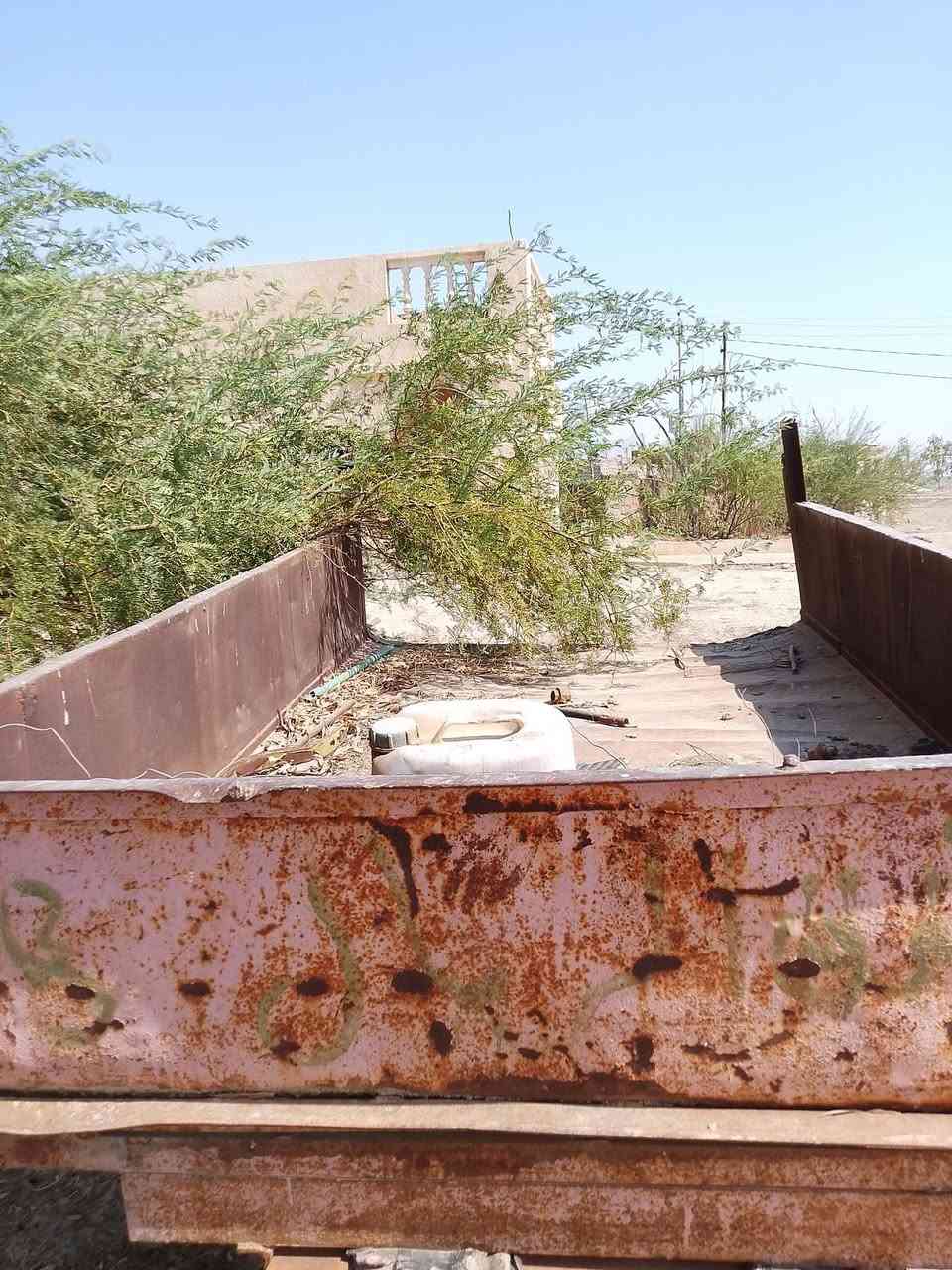 عربانه للبيع جديده تخم تاير حداديه جديده
الاتصال برقم 
‏‪***********‬‏
